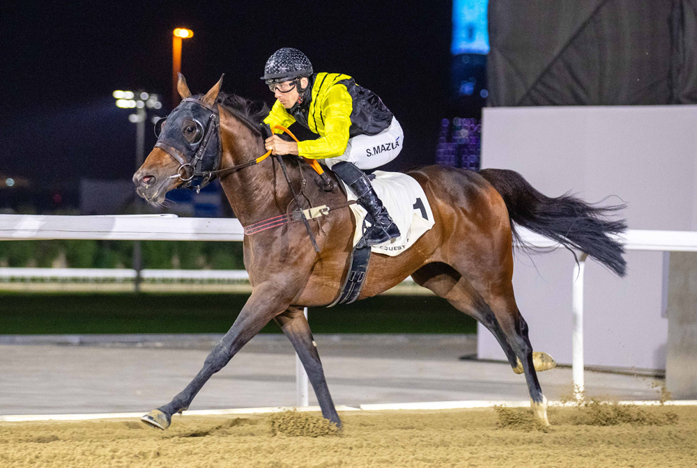 Posuelo Py races towards victory under Szczepan Mazur yesterday. PIC: Juhaim/QREC