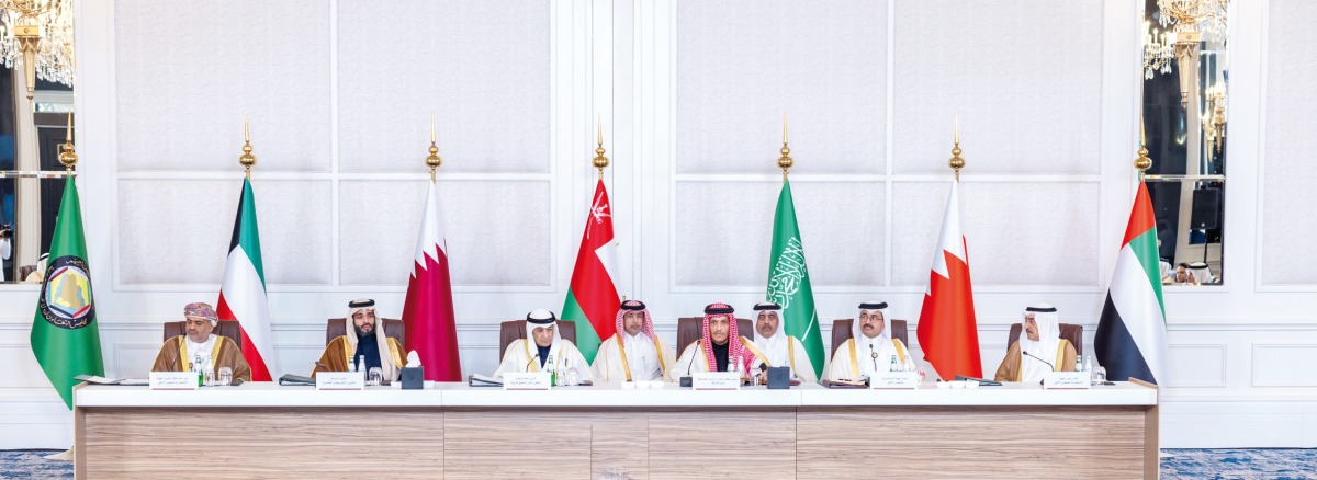 Prime Minister and Minister of Foreign Affairs H E Sheikh Mohammed bin Abdulrahman bin Jassim Al Thani; Secretary-General of the Gulf Cooperation Council H E Jasem Mohamed Al Budaiwi (third left) and Chairman of the Advisory Board of the Supreme Council of the GCC H E Dr. Mohammed bin Saleh Al Sada (second right) along with other dignitaries during 27th session of the Advisory Board of the Supreme Council in Doha, yesterday.
