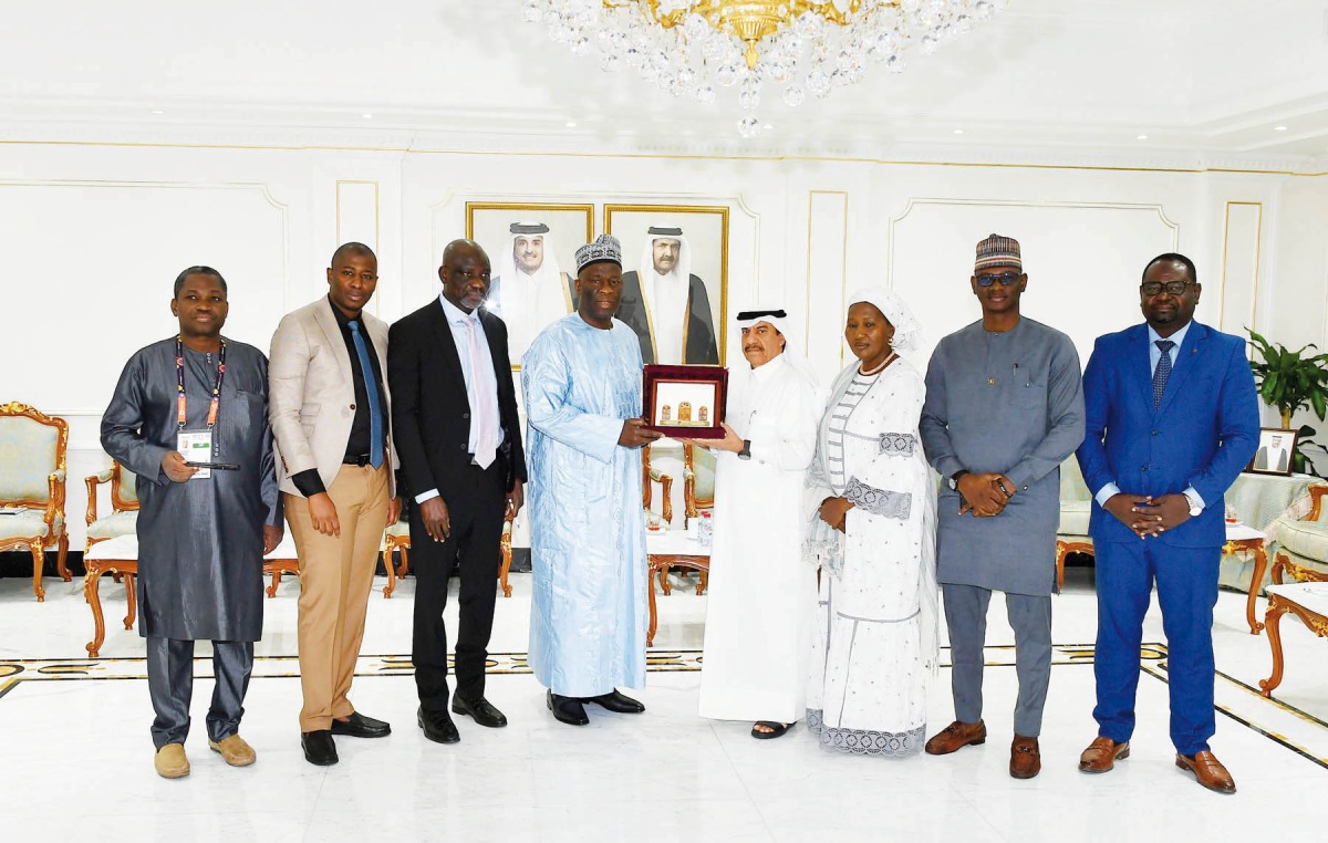QC Acting General Manager, Ali Saeed bu Sherbak Al Mansori, President of the Malian Chamber of Commerce and Industry, Madiou Simpara with other officials during the meeting.