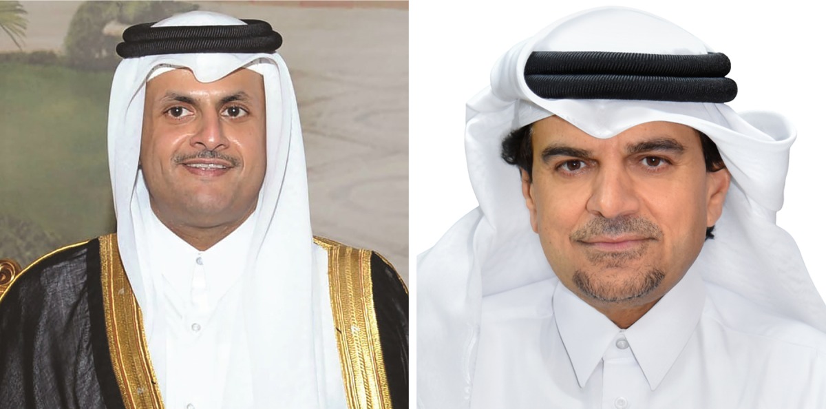 From left: Chairman of QIIB Board of Directors, Sheikh Abdullah bin Thani bin Abdullah Al Thani, and QIIB’s Chief Executive Officer 
Dr. Abdulbasit Ahmad Al Shaibei