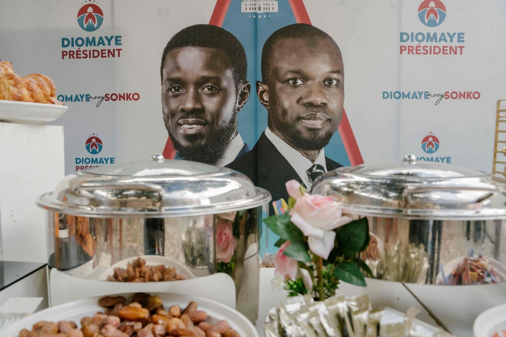 A general view of a prepared buffet for Iftar at Diomaye's coalition headquarters as the votes are being counted, in Liberte 4, Dakar, on March 24, 2024 during the Senegalese presidential elections. (Photo by Carmen Abd Ali / AFP)
