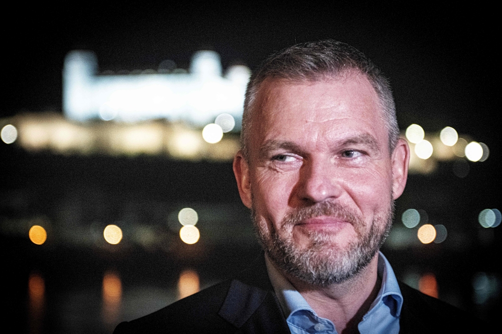 Presidential candidate Peter Pellegrini attends an election night event during the second round of the Slovak Presidential elections at a polling station in Rovinka, on April 6, 2023. (Photo by VLADIMIR SIMICEK / AFP)
