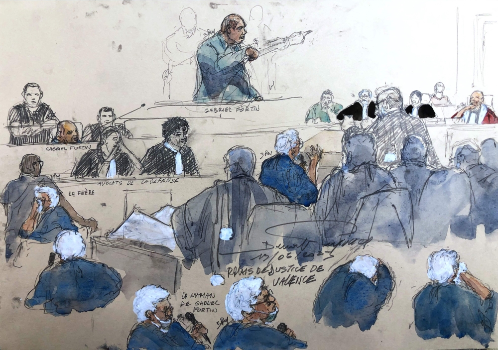 This court sketch made on June 13, 2023 shows Gabriel Fortin (C) during his trial in the courtroom in Valence, southeastern France, on June 13, 2023. Photo by Benoit PEYRUCQ / AFP