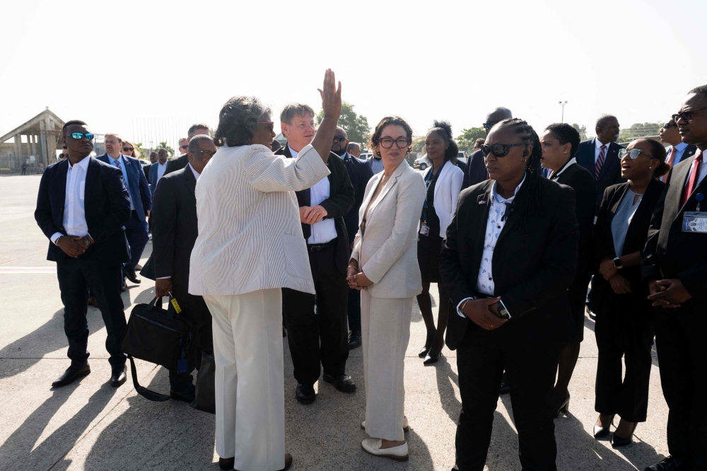 US Ambassador to the United Nations Linda Thomas-Greenfield waves to greets upon arrival in Port-au-Prince, Haiti on July 22, 2024. (Photo by ROBERTO SCHMIDT / POOL / AFP)
