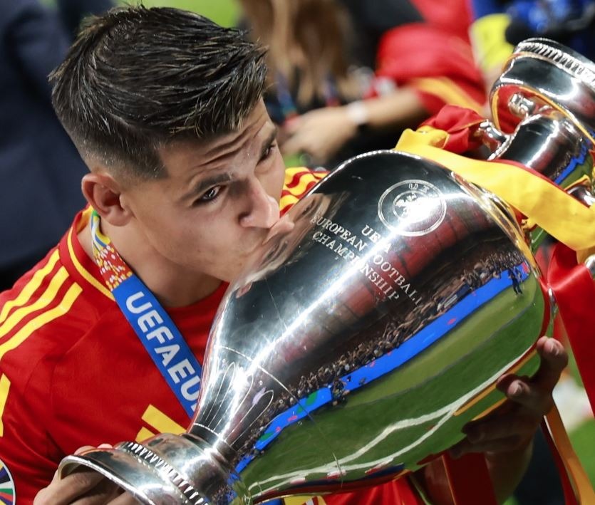 Alvaro Morata kissing the UEFA Euro 2024 trophy. File photo.