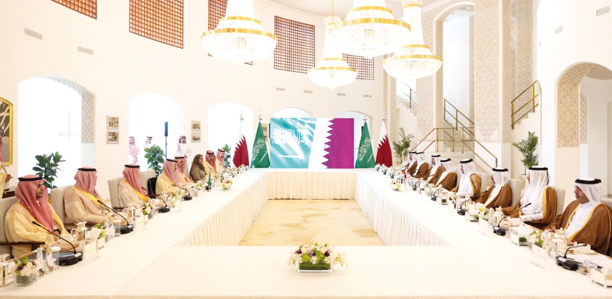 Prime Minister and Minister of Foreign Affairs H E Sheikh Mohammed bin Abdulrahman bin Jassim Al Thani and Minister of Foreign Affairs of the Kingdom of Saudi Arabia H H Prince Faisal bin Farhan bin Abdullah Al Saud chairing the meeting of the Executive Committee of the Qatari-Saudi Coordination Council in Riyadh, yesterday.  
