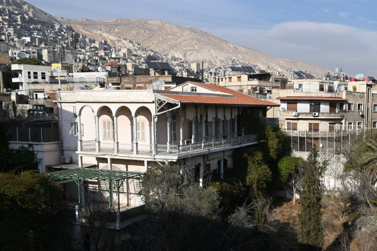 A picture shows the Embassy of France in the capital Damascus on December 12, 2024. Photo by LOUAI BESHARA / AFP.