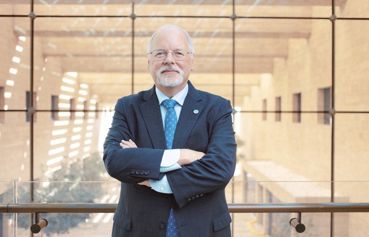 Carnegie Mellon University in Qatar (CMU-Q), Dean Michael Trick 