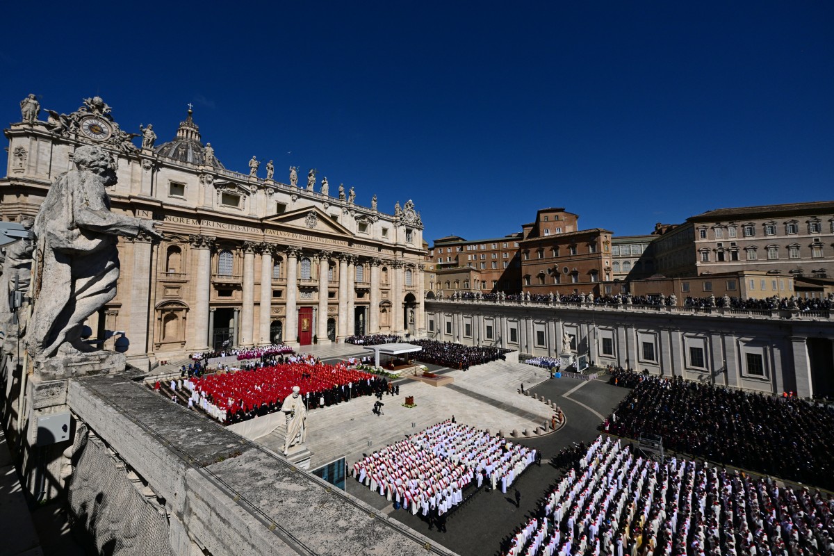 A general view of Pope Francis' funeral ceremony at St Peter's Square in the Vatican on April 26, 2025. (Photo by Tiziana FABI / AFP)
