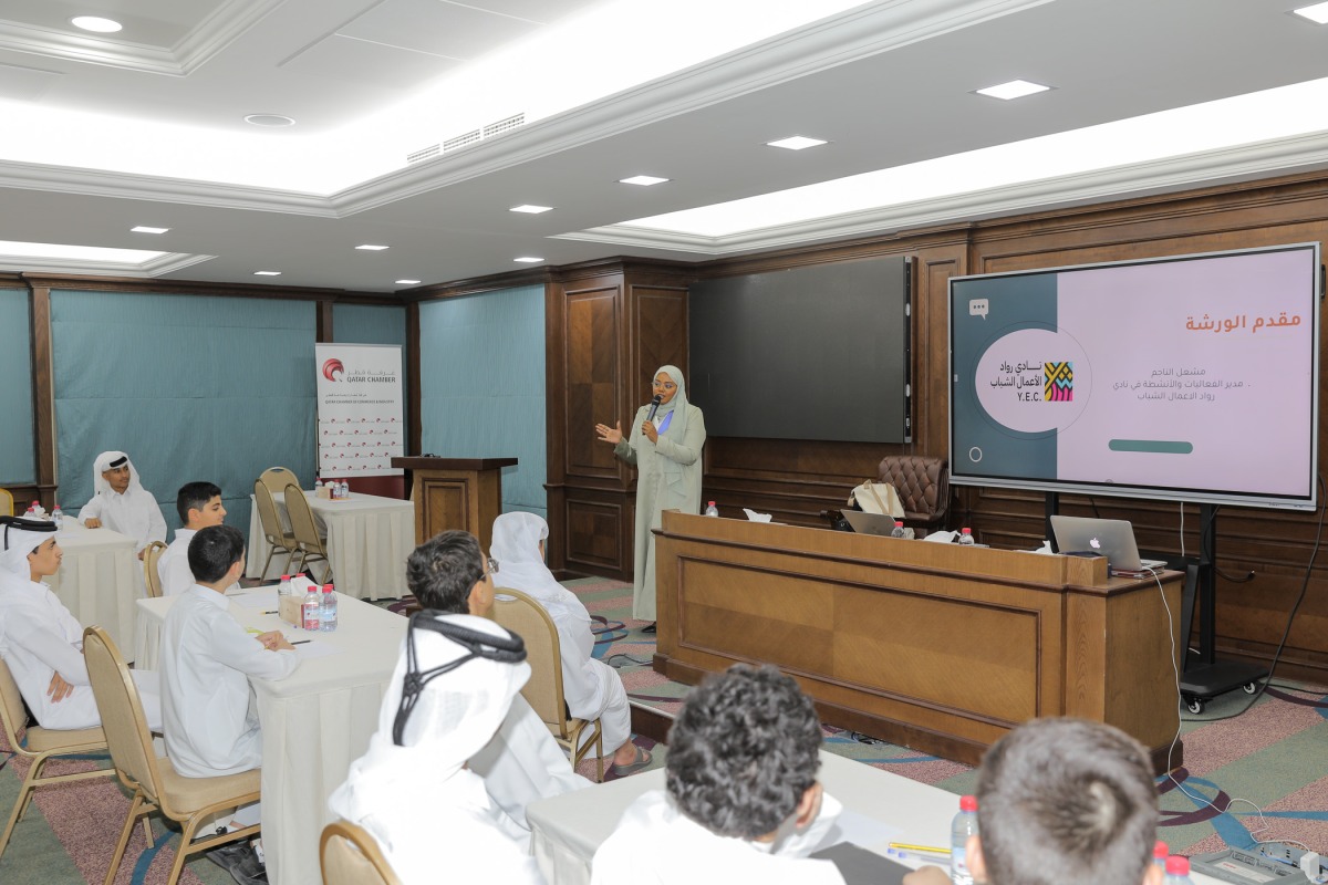 School students attending the workshop.