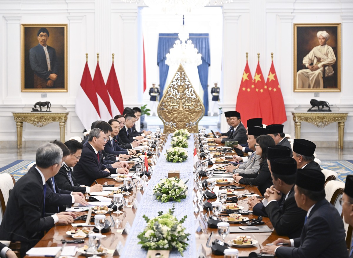 Chinese Premier Li Qiang holds talks with Indonesian President Prabowo Subianto at Merdeka Palace in Jakarta, Indonesia, May 25, 2025. (Xinhua/Yan Yan)
