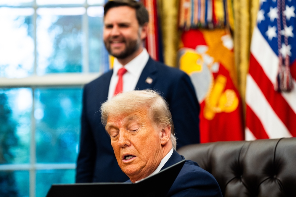President Donald Trump and Vice President JD Vance during a meeting in the Oval Office. Photo: Demetrius Freeman/The Washington Post
