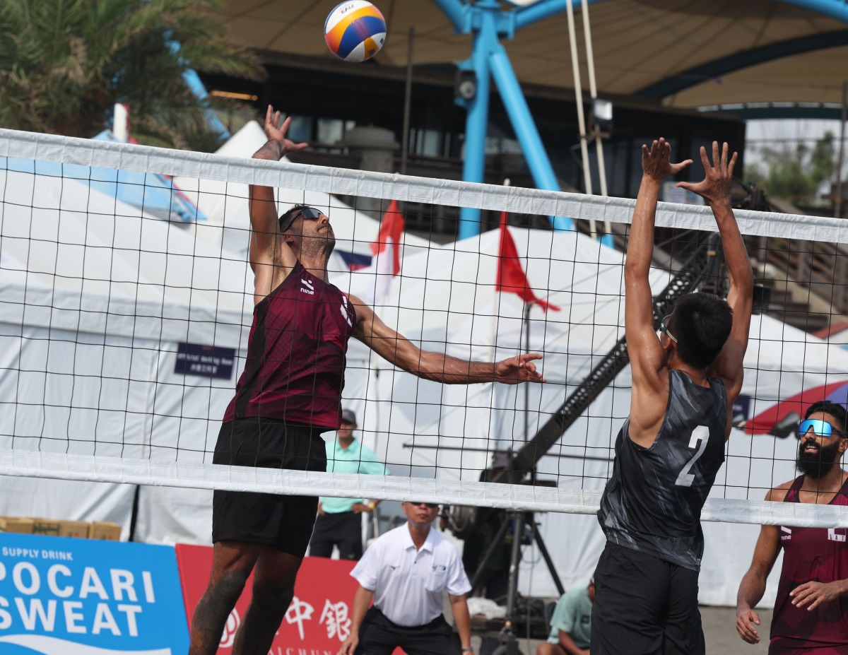 Action during the Pool D match between Qatar 1 and Chinese Taipei.