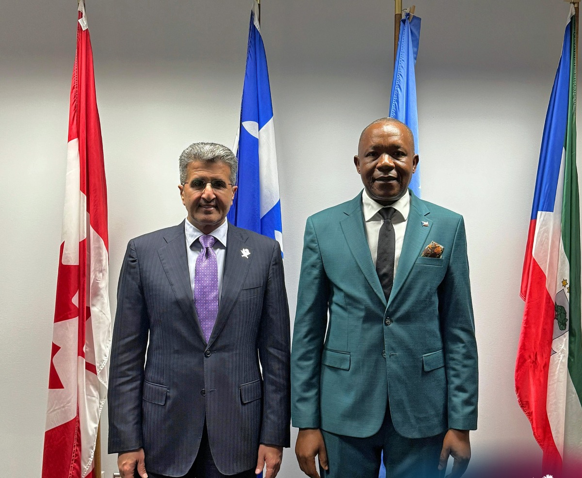 Acting President of QCAA, Mohammed bin Faleh Al Hajri with Minister of Civil Aviation and Airport Infrastructure of the Republic of Equatorial Guinea, H E Norberto Monsuy Andeme.
