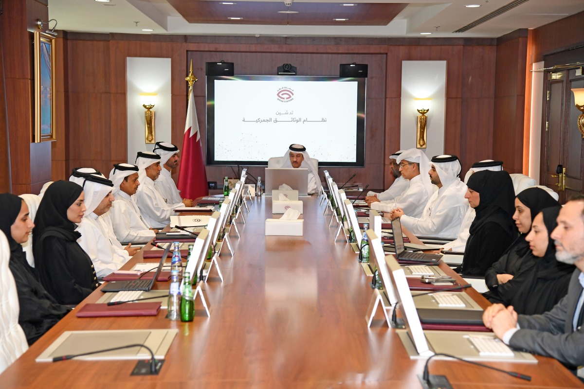 Chairman of the General Authority of Customs H E Ahmed bin Abdullah Al Jamal and other officials during the inauguration of the new ‘Customs Documents’ system.