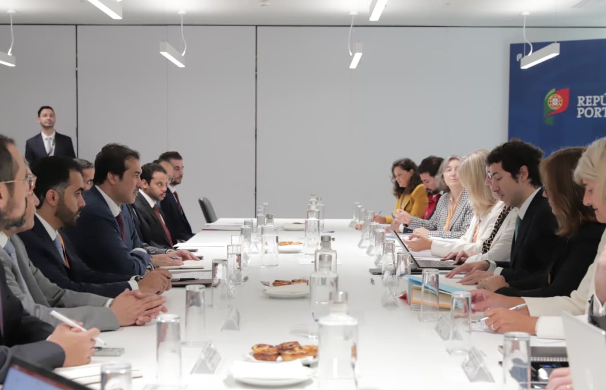Minister of State for Foreign Trade Affairs, H E Dr. Ahmed bin Mohamed Al-Sayed and Secretary of State for Economy of the Portuguese Republic, H E João Rui Ferreira with other officials.