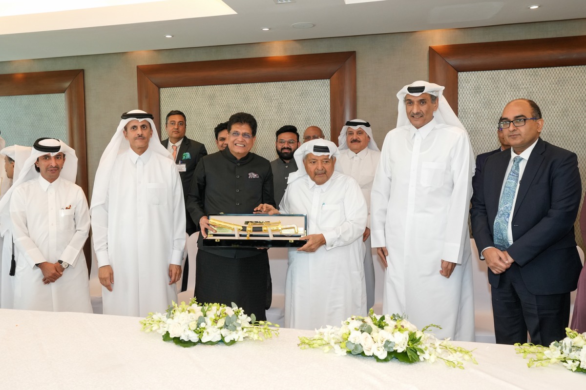 Minister of Commerce and Industry of India H E Piyush Goyal, QBA Chairman Sheikh Faisal bin Qassim Al Thani, QBA Deputy Chairman Sheikh Dr. Khalid bin Thani Al Thani, and Ambassador of India to Qatar H E Vipul with other officials during the meeting.