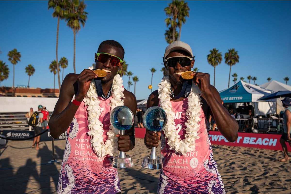 Qatar's Cherif Younousse and Ahmed Tijan celebrate after winning the Newport Beach Elite title.
