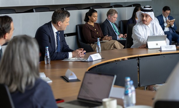 Canada’s Minister of Artificial Intelligence and Digital Innovation H E Evan Solomon; CEO of Qatar Foundation, Yousif Al-Naama; and others at the roundtable.