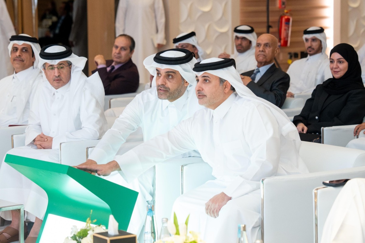 Minister of Environment and Climate Change H E Dr. Abdullah bin Abdulaziz bin Turki Al Subaie, Minister of Transport H E Sheikh Mohammed bin Abdulla bin Mohammed Al-Thani, and other officials during the symposium.