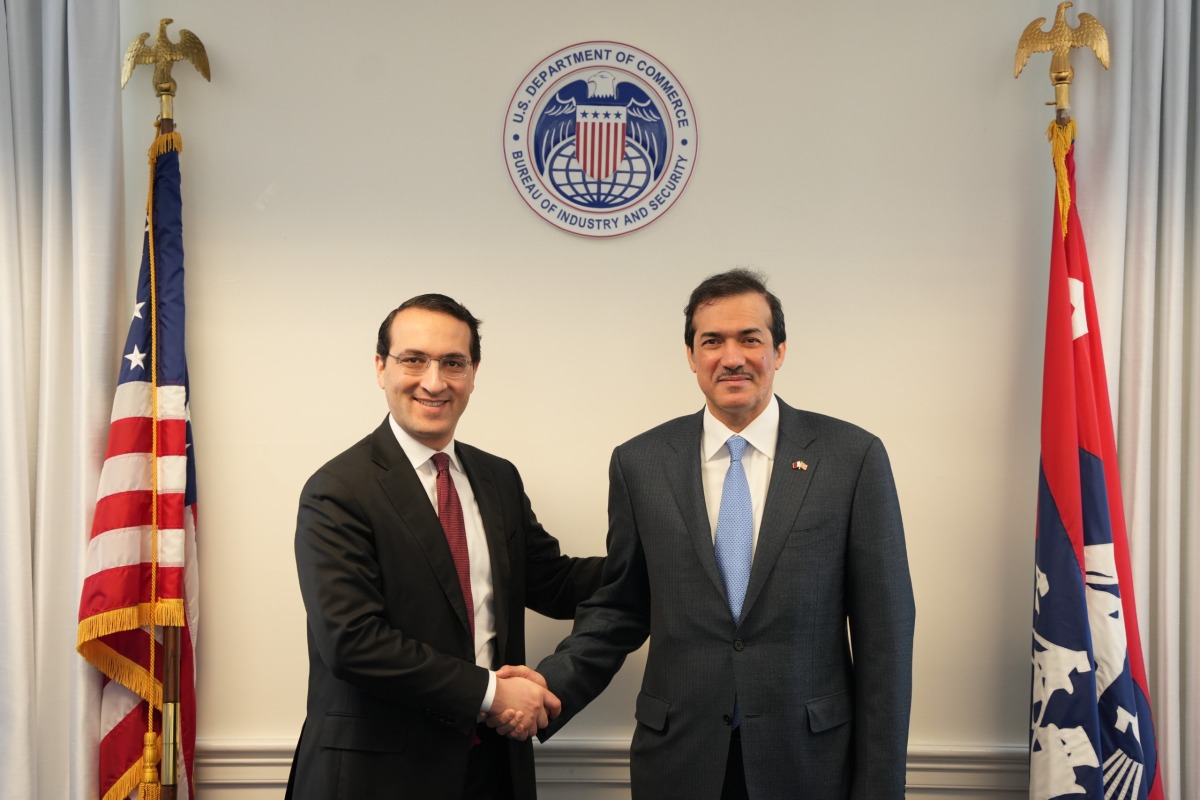 Minister of State for Foreign Trade Affairs H E Dr. Ahmed bin Mohammed Al-Sayed with Under Secretary of Commerce for Industry and Security H E Jeffrey Kessler.