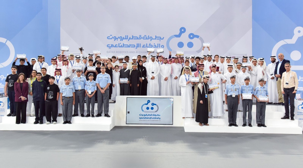 Participants and officials at the closing ceremony.  