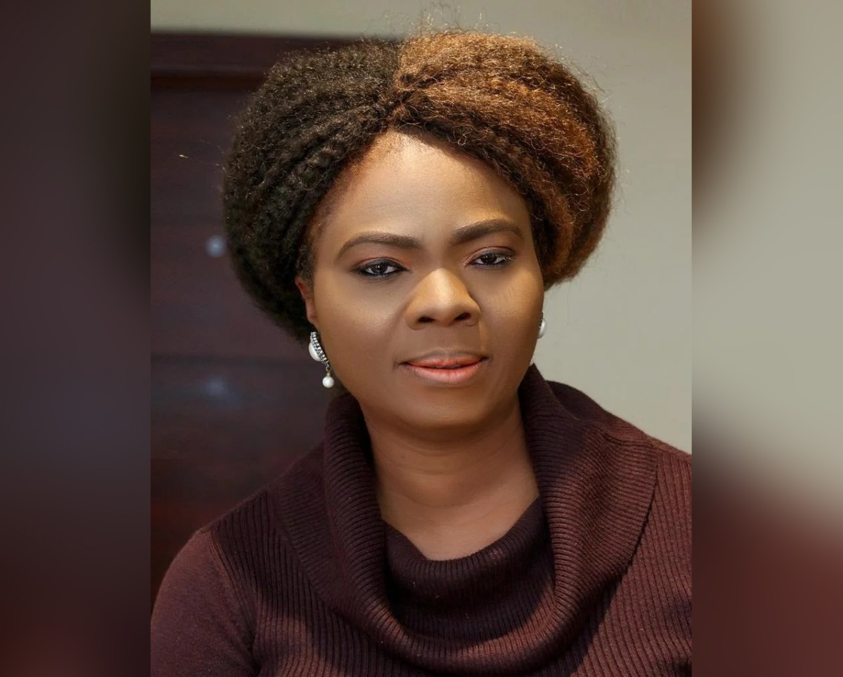 Lara Gureje, the Founder & CEO of DatOculi LLC