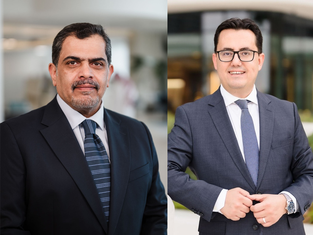 Dr. Mohamed Al-Ateeq (L) and Dr. Fatih Mehmet Gul