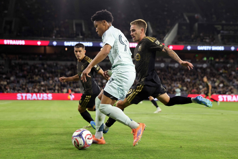 LOS-ANGELES-FOOTBALL-CLUB-V-COLORADO-RAPIDS

 (Photo by RONALD MARTINEZ / GETTY IMAGES NORTH AMERICA / Getty Images via AFP)