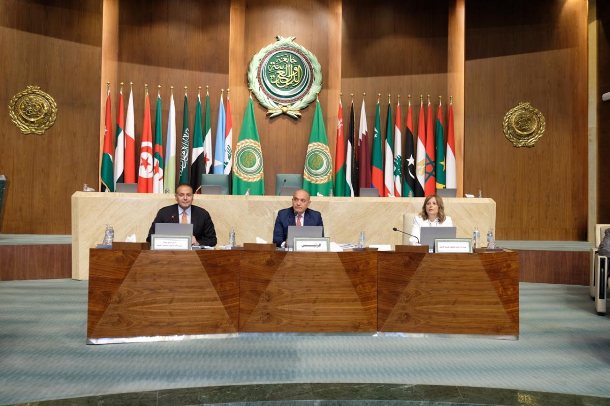 Officials during the meeting.