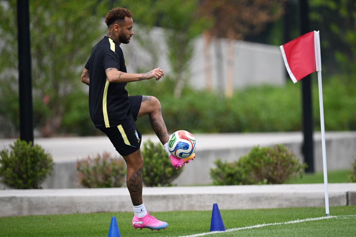 Brazil's forward #10 Neymar takes part in an MD-1 training session at Columbia Park Training Facility in Morristown, New Jersey, on June 18, 2026. (Photo by Mauro Pimentel / AFP)
