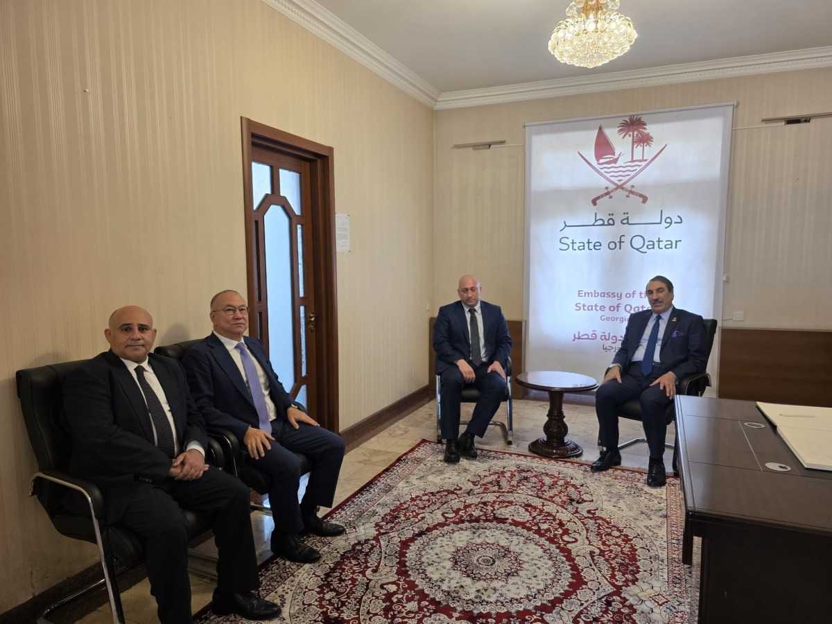 Deputy Minister of Foreign Affairs of Georgia, H E Alexander Khvtisiashvili during his condolence visit to the Embassy of Qatar in Georgia yesterday. 