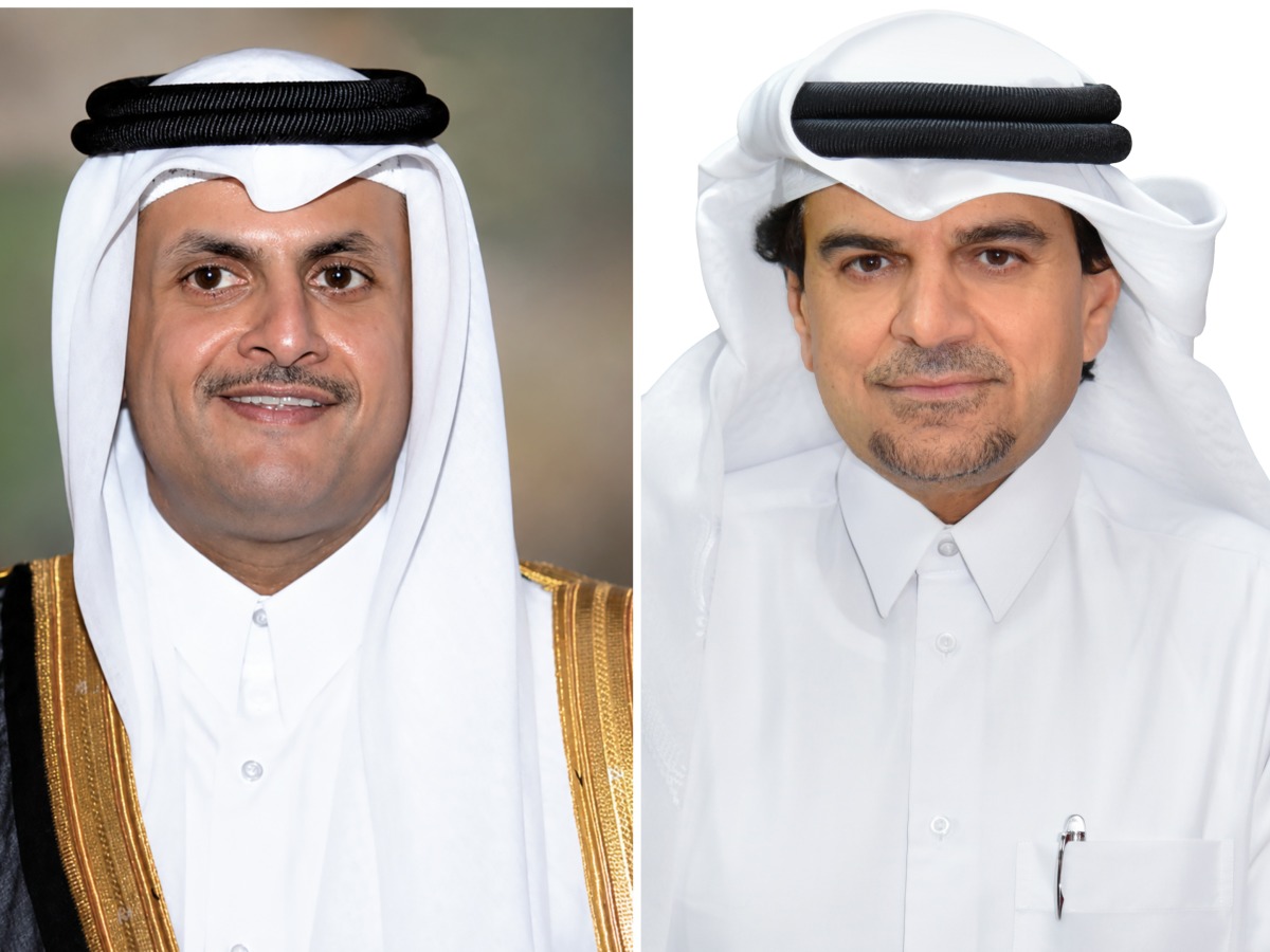 Sheikh Abdullah bin Thani bin Abdullah al-Thani, Vice Chairman and Managing Director of QIIB and QIIB Chief Executive Officer, Dr. Abdulbasit Ahmed al-Shaibei 