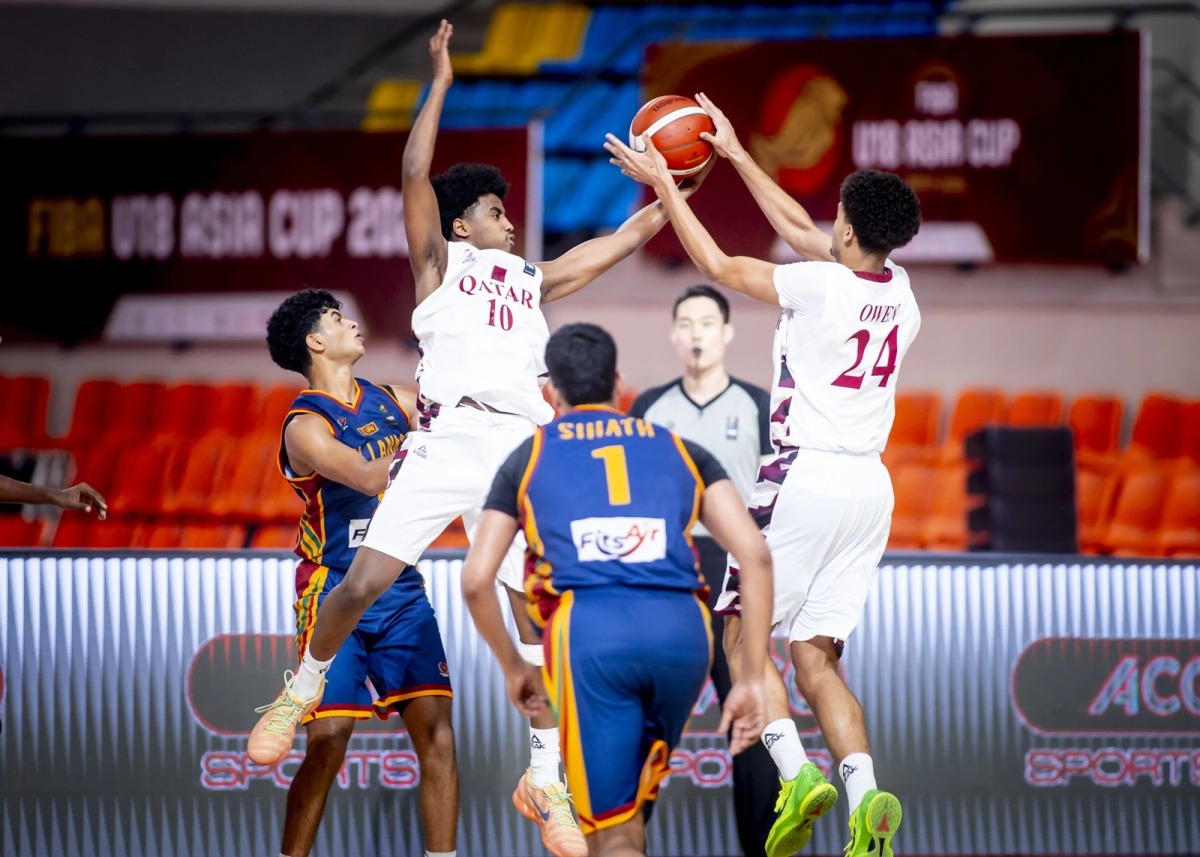 Action during the match between Qatar and Sri Lanka. 