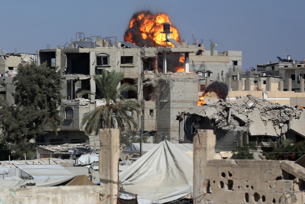 Smoke and fire rises after a house was targeted by an Israeli strike in Khan Yunis, southern Gaza Strip on September 9, 2026. Photo by BASHAR TALEB / AFP