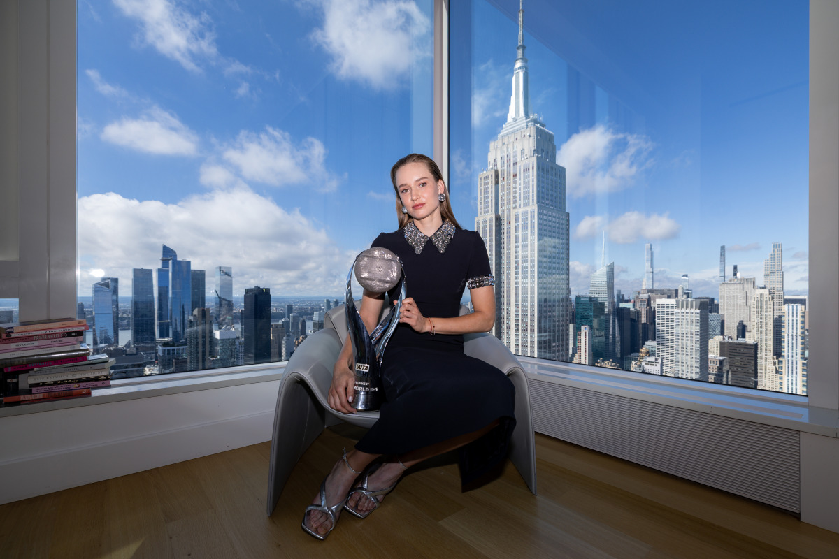 Elena Rybakina of Kazakhstan poses with the Chris Evert WTA World No. 1 Trophy.