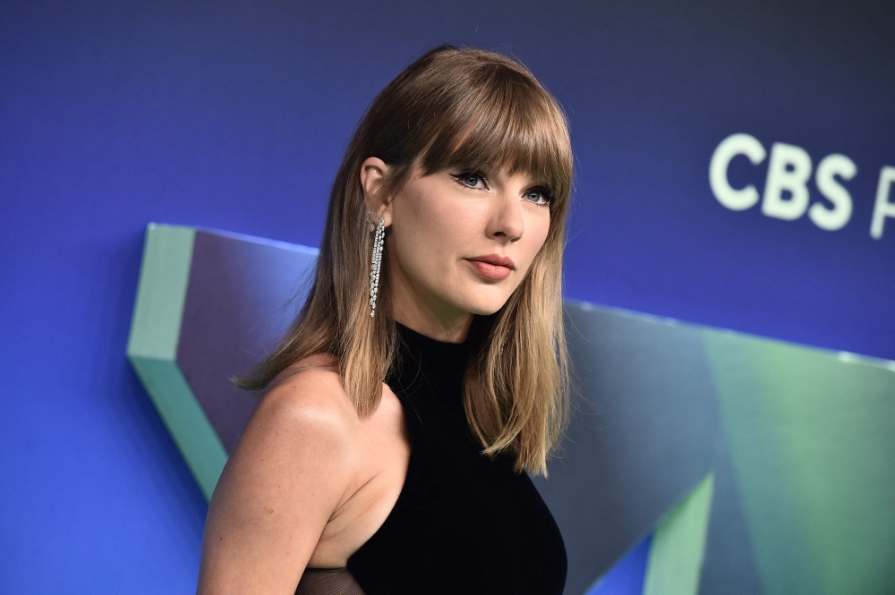 US singer-songwriter Taylor Swift attends the MTV Video Music Awards at the Peacock Theater in Los Angeles, California on September 27, 2026. (Photo by Lisa O'CONNOR / AFP)