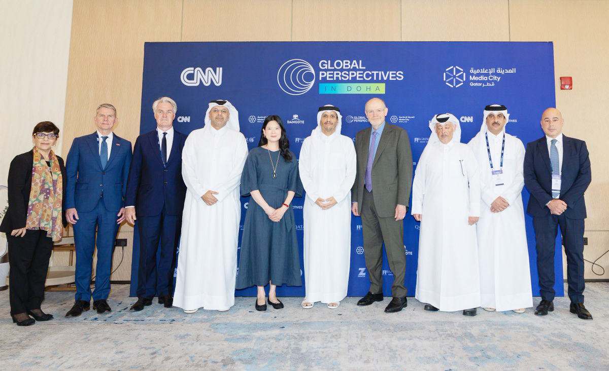 Prime Minister and Minister of Foreign Affairs H E Sheikh Mohammed bin Abdulrahman bin Jassim Al-Thani, Chairman and CEO of CNN Worldwide Sir Mark Thompson (fourth right), Chairman of Media City Qatar H E Sheikh Dr. Abdulla bin Ali Al-Thani (fourth left)  and other officials during the launch of CNN’s flagship Global Perspectives series in Doha yesterday.